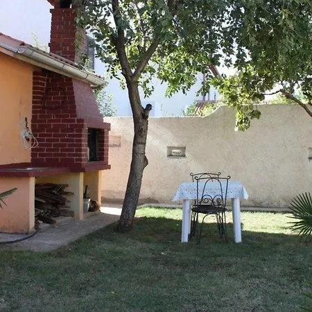 Apartment Fuer 8 Personen Ca 85 Qm In Medulin, Istrien Suedkueste Von Istrien Medulin